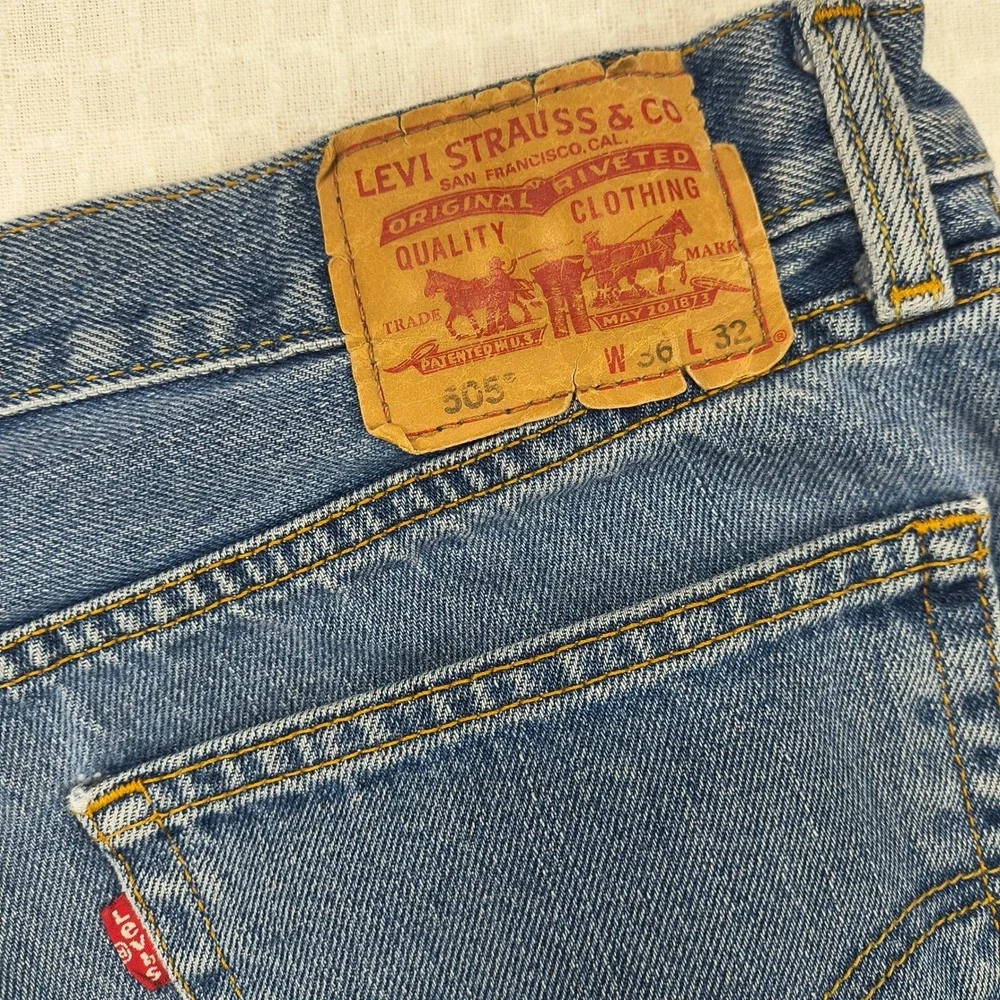 Levis 505 Mens Straight Fit Blue Denim Jeans 36x32 Medium Wash Zip‎ Fly Classic