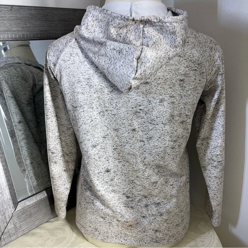 Source Unknown Gray Sweater with Vintage Logo