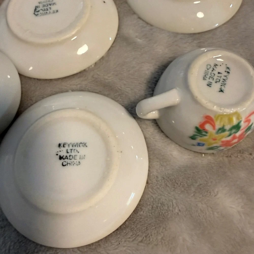 Vintage Miniature Floral Tea‎ Set 35 Pieces Cottagecore Display