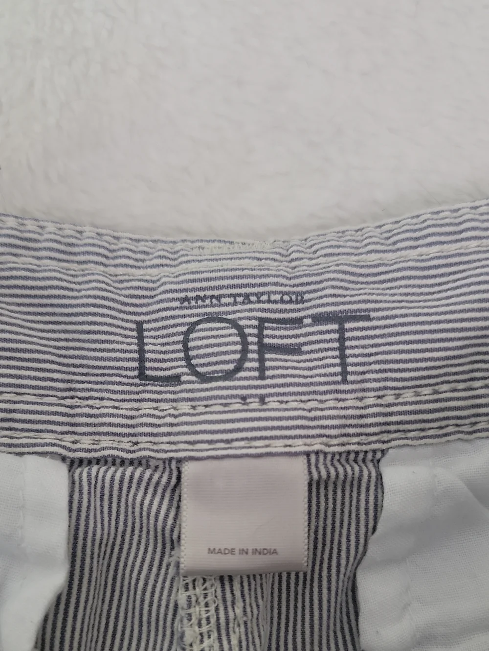 LOFT Gray White Striped Shorts Size 2P