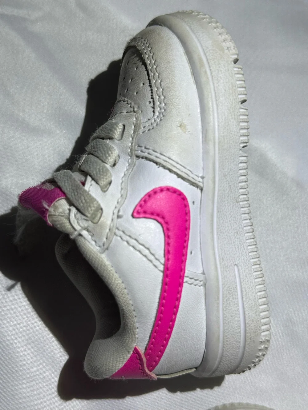 Nike Air Force 1 Low White Pink Girls Sneakers Size 3.5Y (Youth) Toddler
