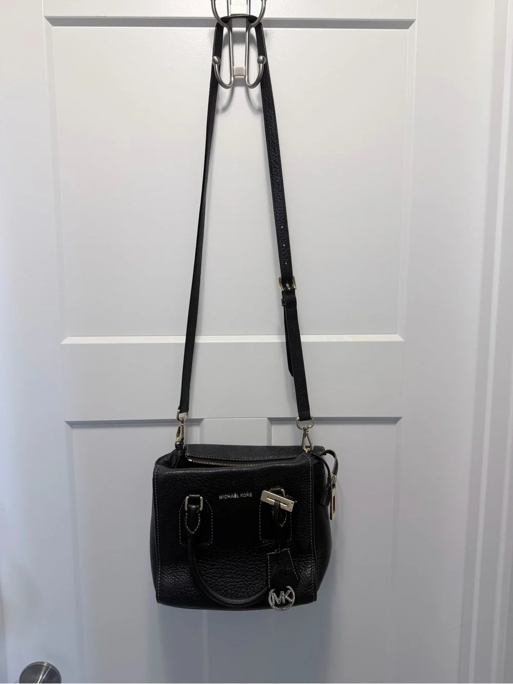 Michael Kors Selby Satchel Bag. COA included