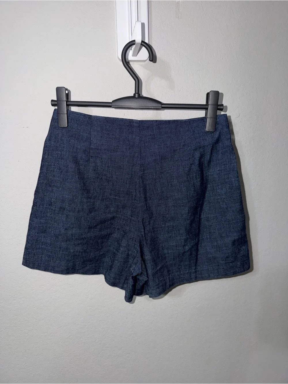 Evereve Josi A Line Short Size 25