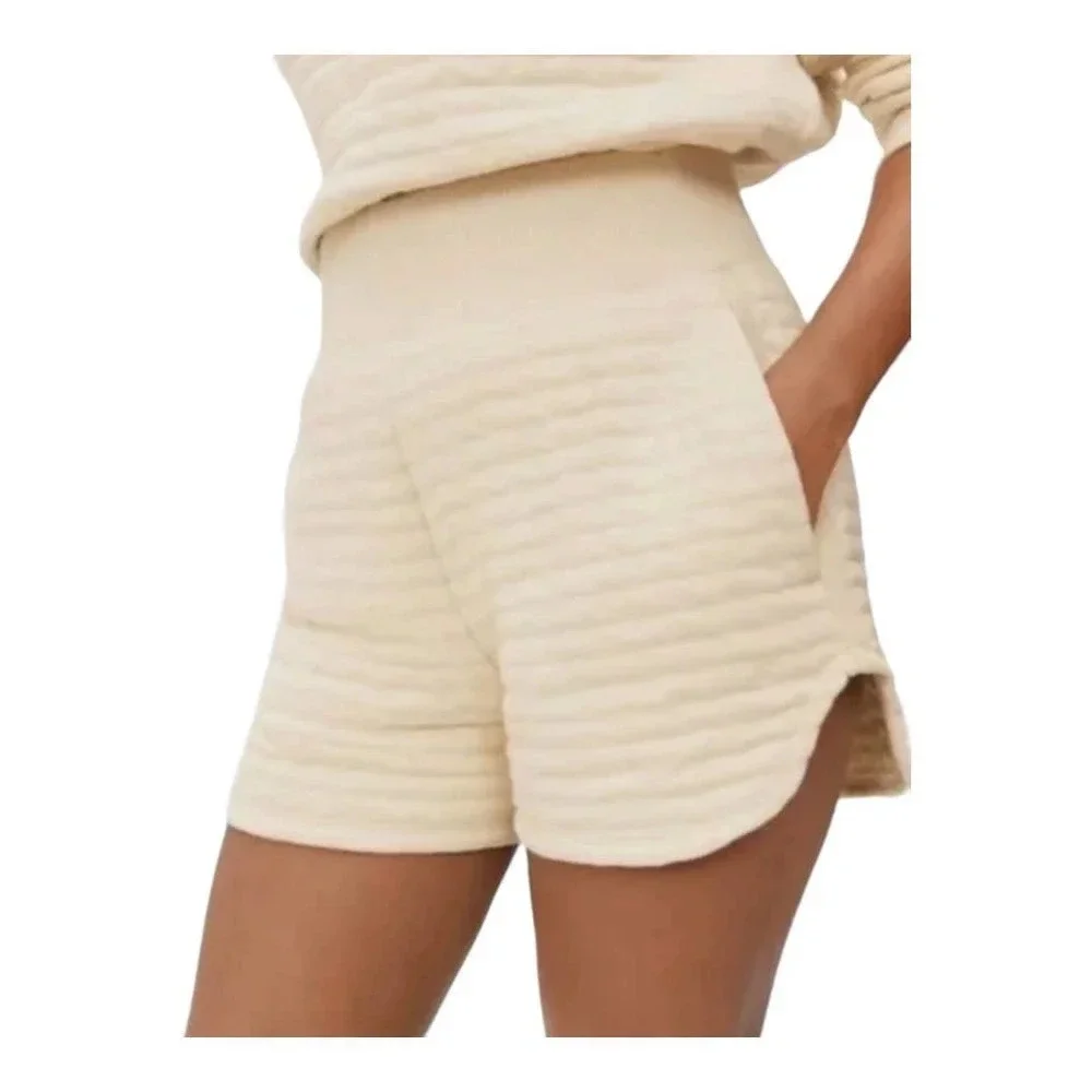 Everlane The Organic Cotton Quilted Short NWOT