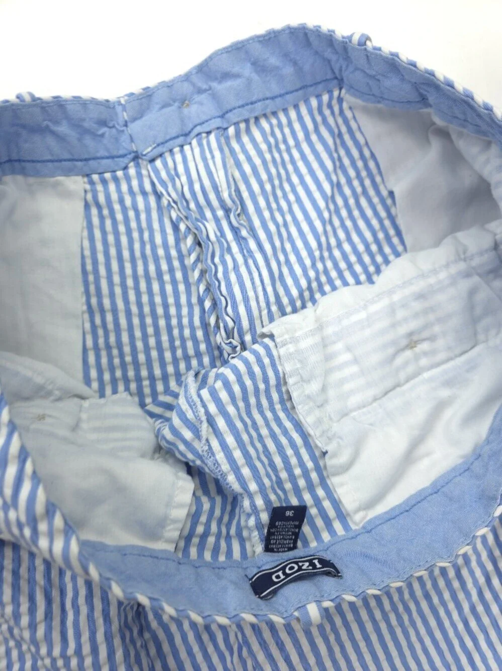 Izod Men's Blue and White Striped Seersucker Shorts Sz 36
