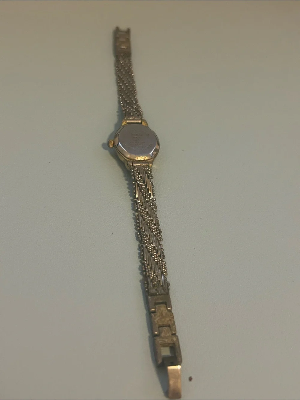 Vintage Vanity Fair Ladies Quartz Bracelet Watch Gold Silver Tone. Untested.