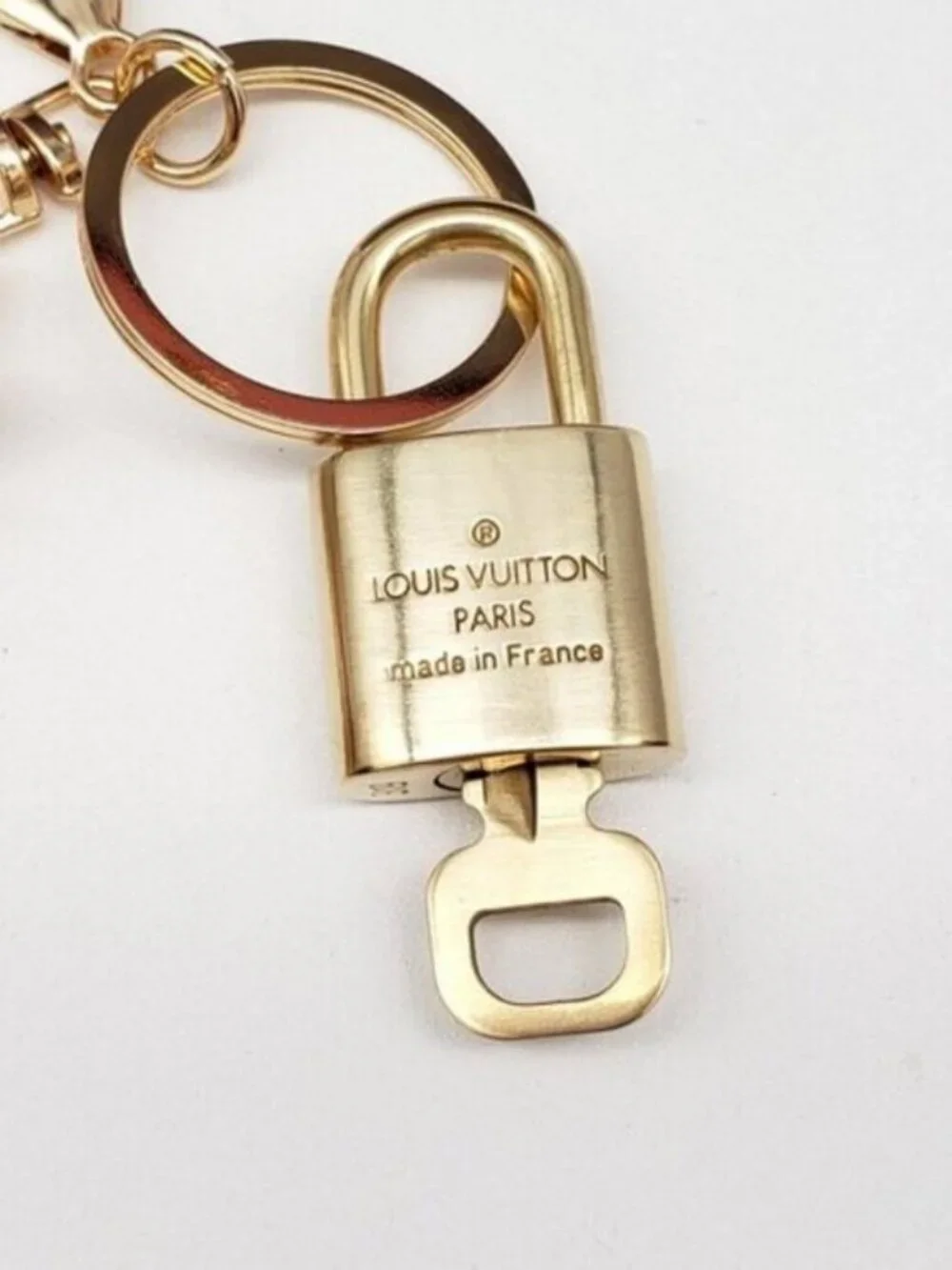 LV Authentic Gold Lock & Key 🔑 Luxury Bag Charm w/ Unbranded Keychain