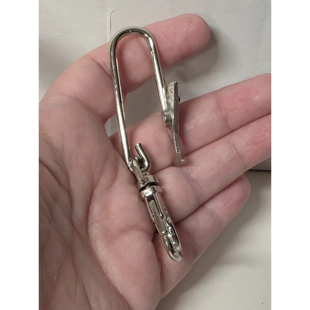 Silver J-Hook  Keyring w Martini Glass & Green Crystal Olive Motif New Other