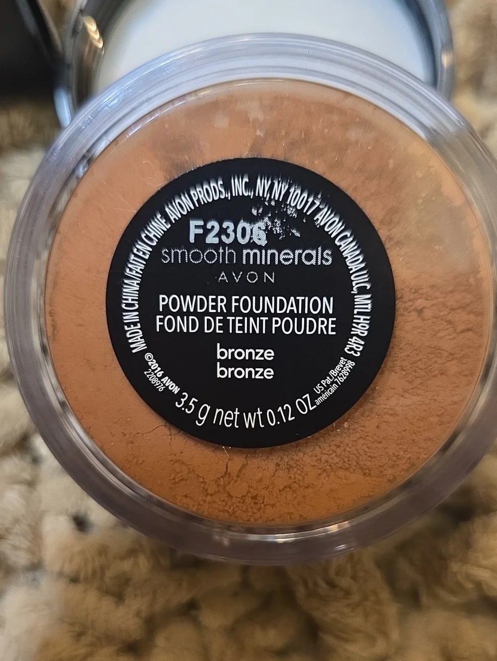 Avon Smooth Minerals Powder Foundation‎ F2306 Bronze