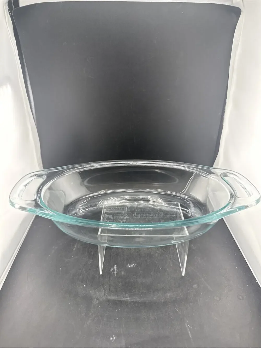 Pyrex 1.3 Qt Aqua Tint Clear Glass Oval Casserole Baking Dish USA