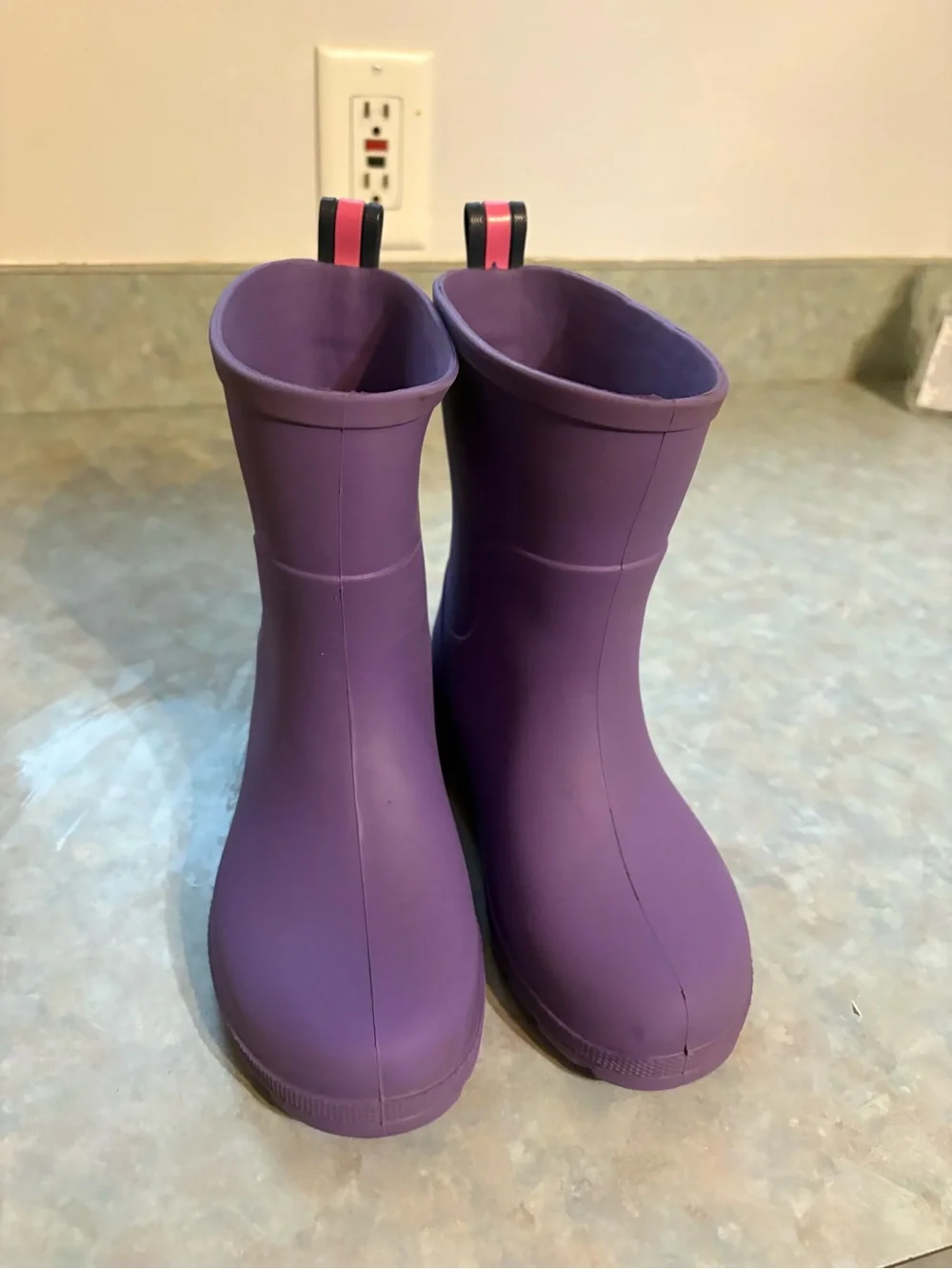 totes Kids Purple Rain Boots with Pink Pull Tabs