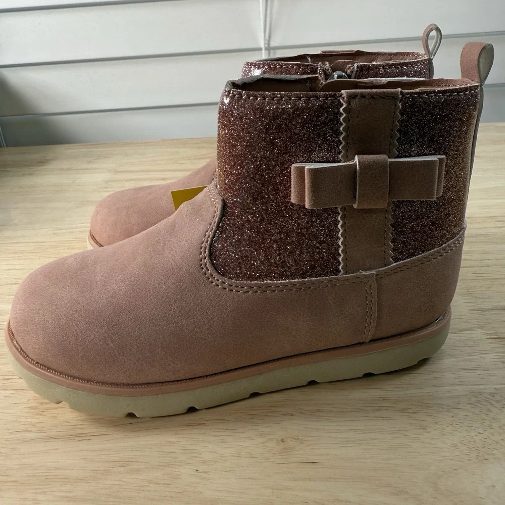 Munchkin Stride Rite Little Girl's Size 10M Avalon Pink Glitter Side-Zip Boots‎