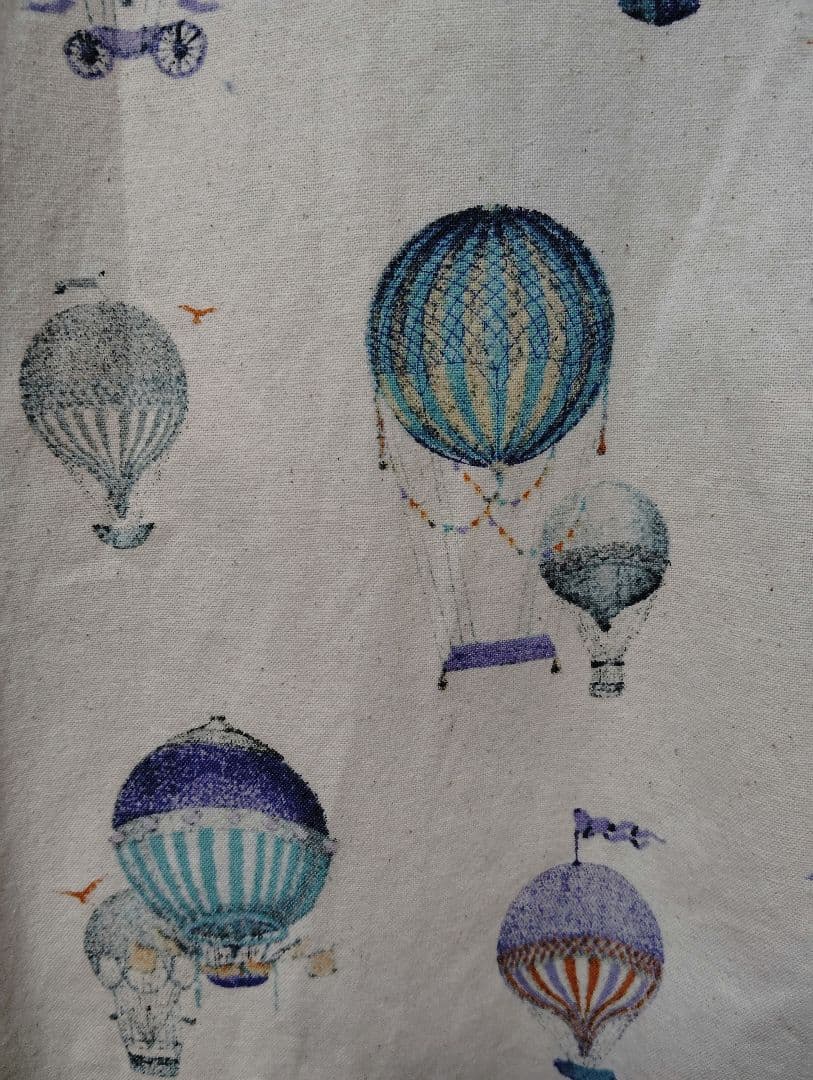Seven-Sleeve Ecru Hot Air Balloon Print Cotton Shirt ①