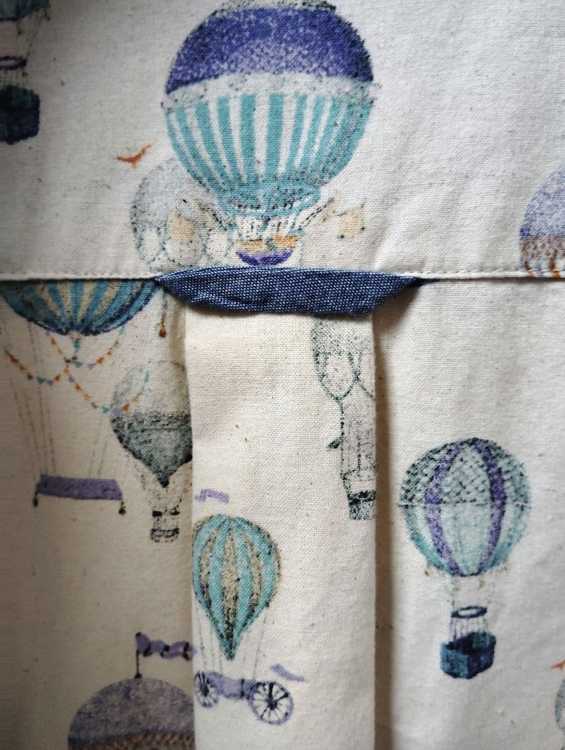 Seven-Sleeve Ecru Hot Air Balloon Print Cotton Shirt ①