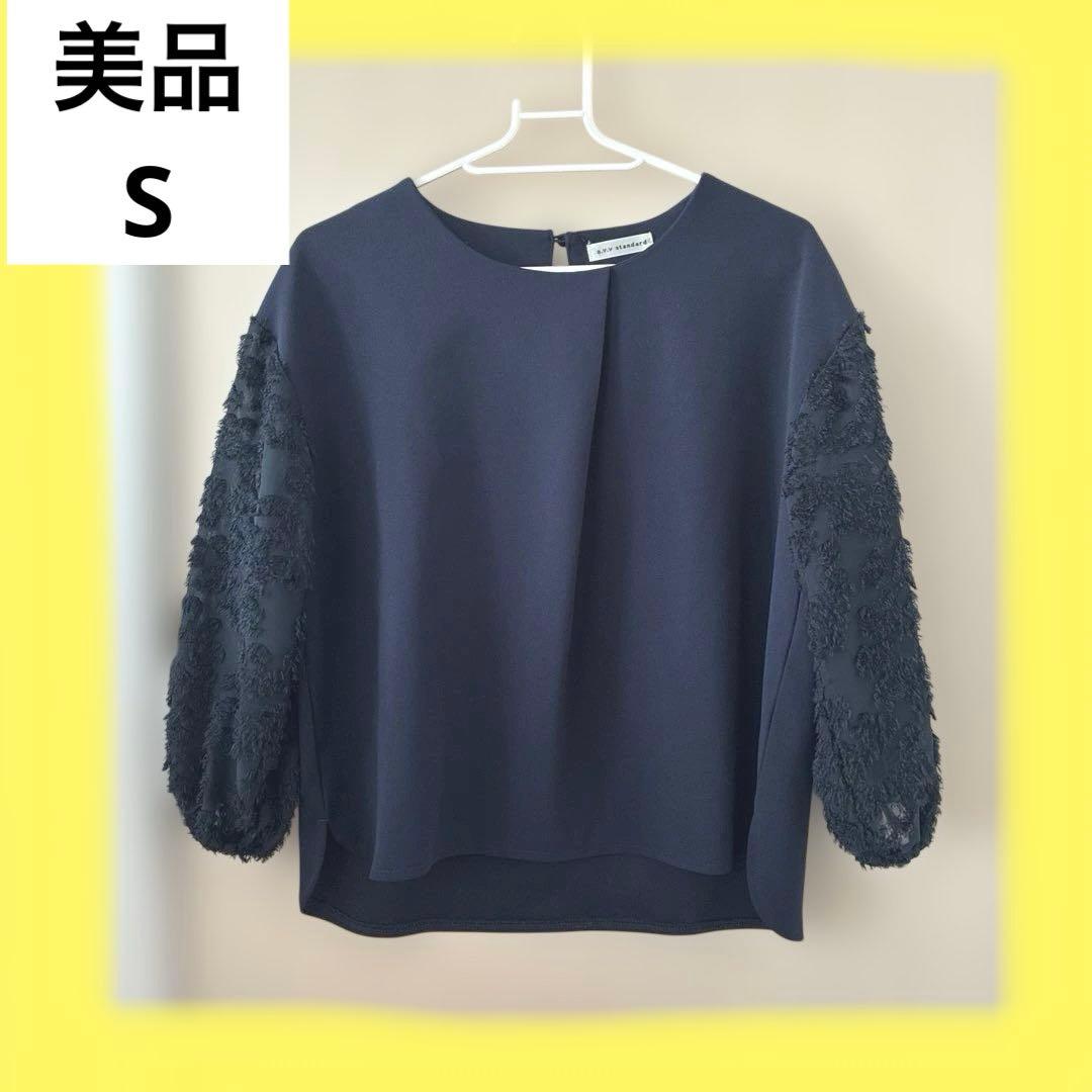 Beautiful condition, ABBEBE blouse, cut and sew, shirt, U-neck, navy, S