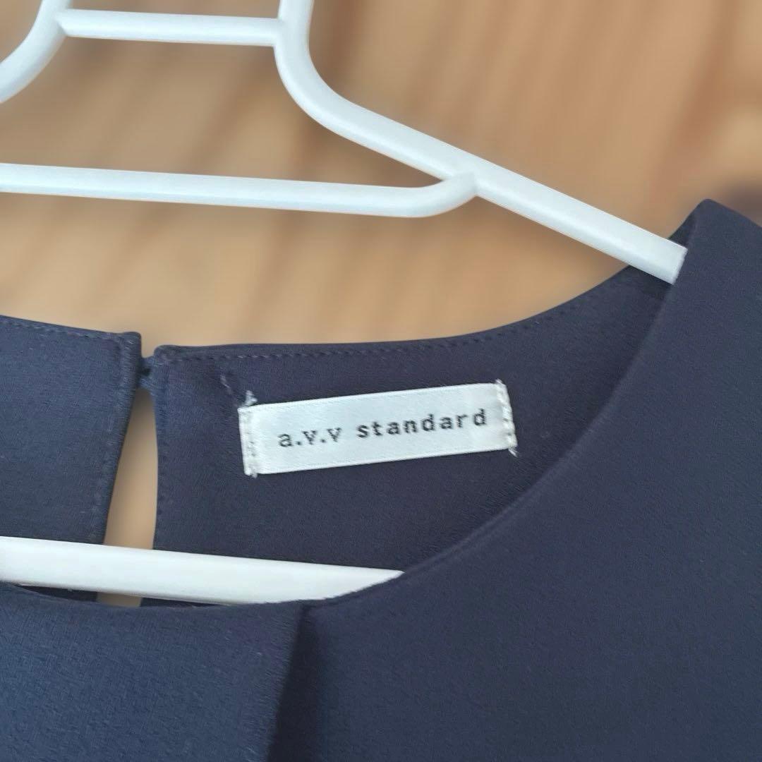 Beautiful condition, ABBEBE blouse, cut and sew, shirt, U-neck, navy, S
