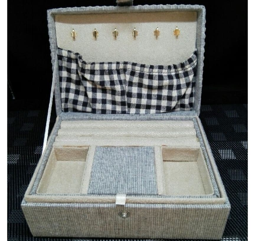 ☆85, Cute Small Storage Box / Jewelry Box