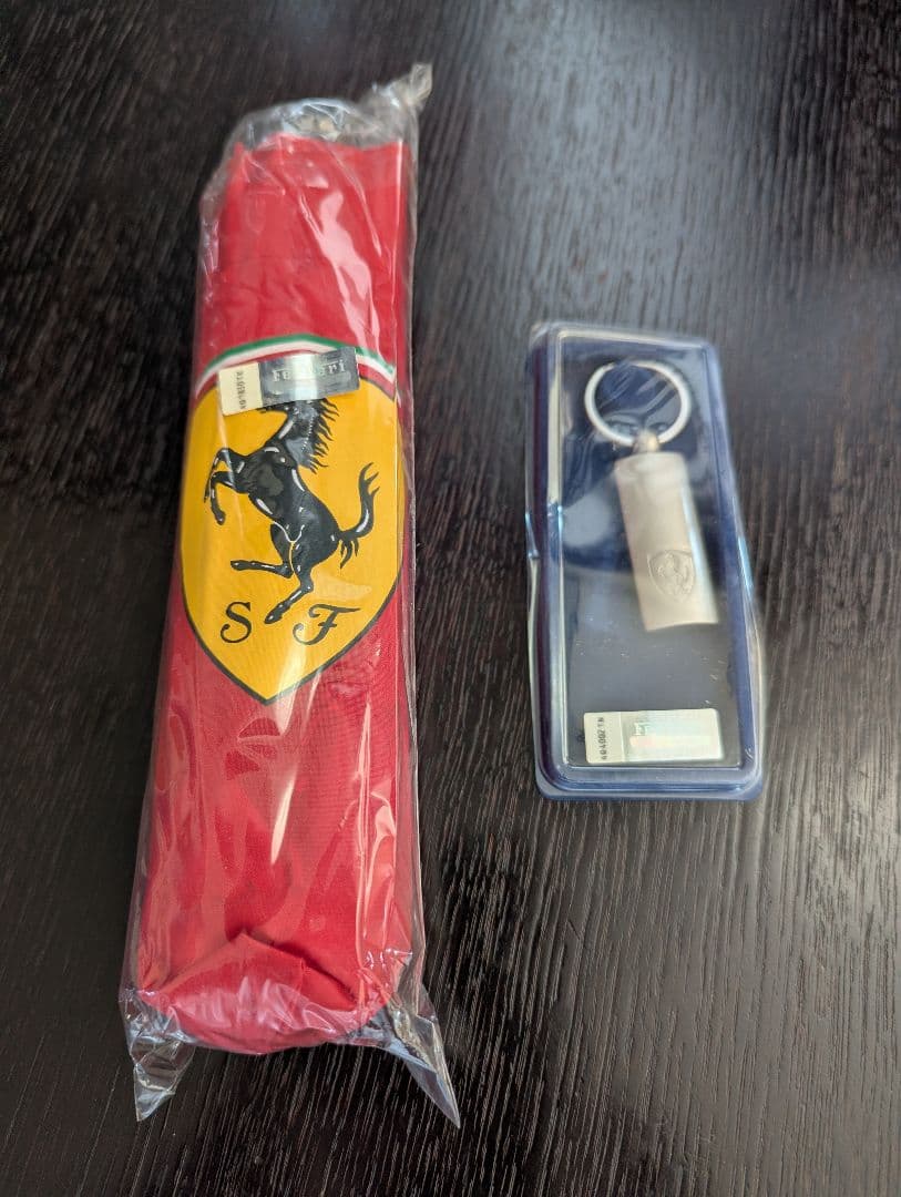Ferrari Folding Umbrella & Keychain Unused Item