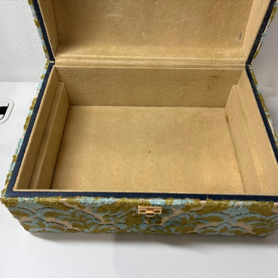Shiseido Jewelry Box - Retro, Luxurious, Floral Case